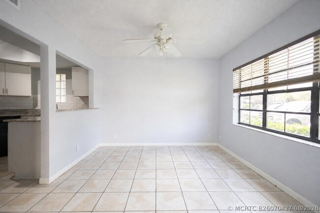 110 Weybridge Cir