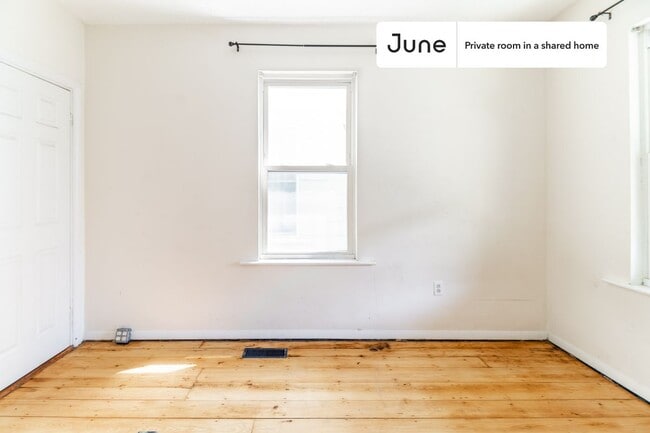 Photo - Room in Shared 2 bed/1 bath home Unit B