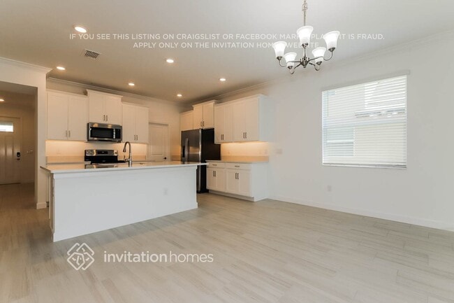 Photo - 14338 17th Ct E