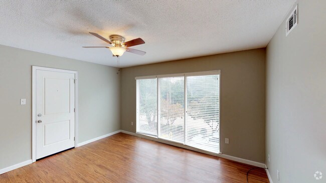 Photo - The Midtowner