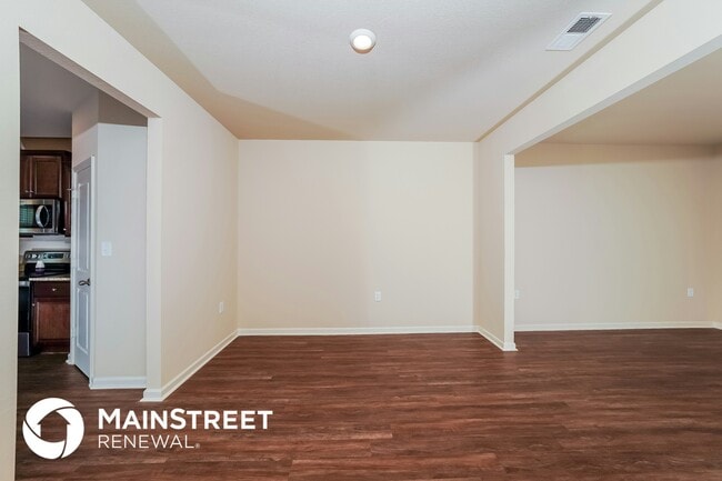 Photo - 595 Clover Cir