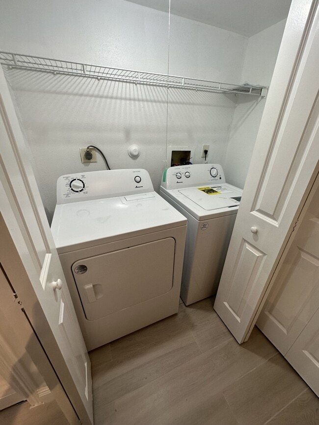 Photo - 2460 NW 33rd St