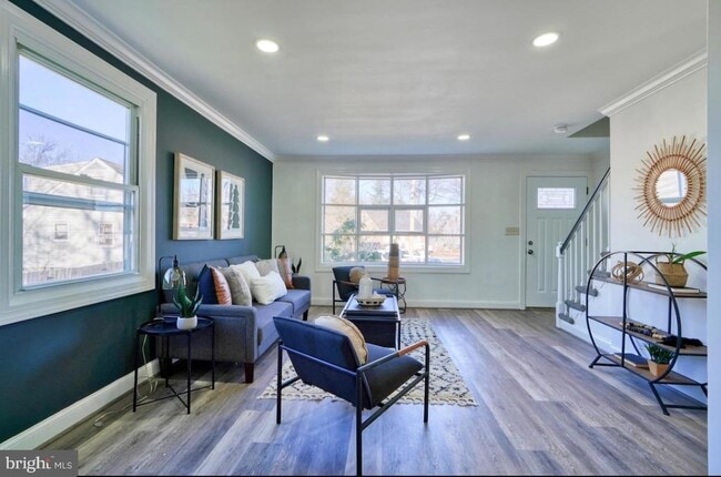 Photo - 701 Platinum Ave