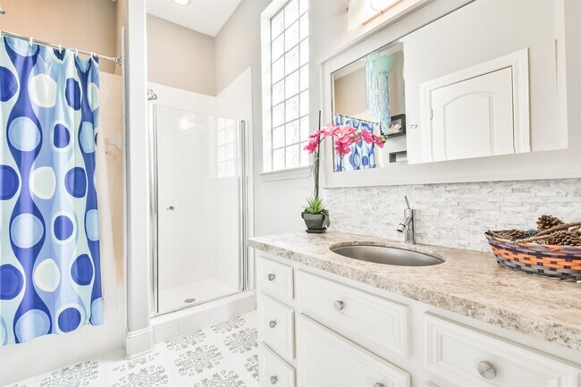 Photo - 4736 Post Oak Timber Dr