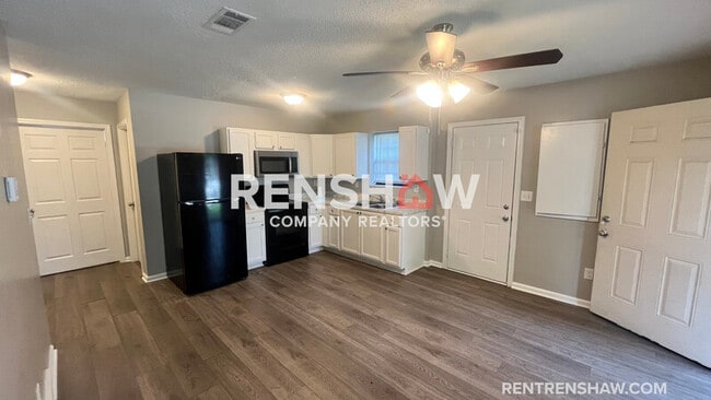 Photo - 1056 Patton St