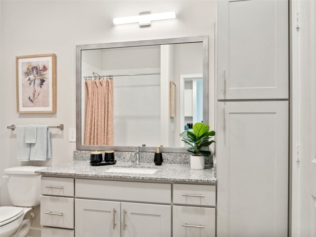 Building Photo - 23100 Clay Rd Unit C.1114