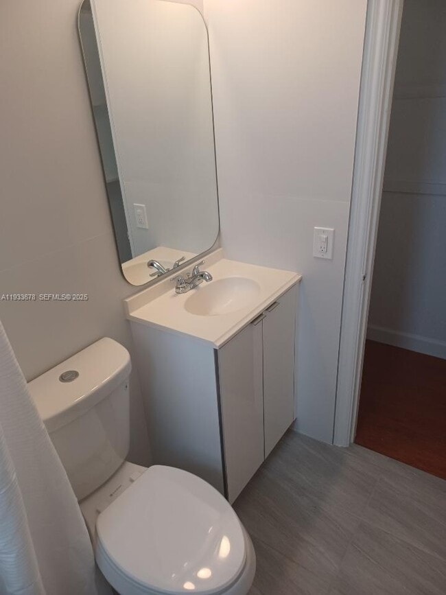 Photo - 6950 Byron Ave Unit 7