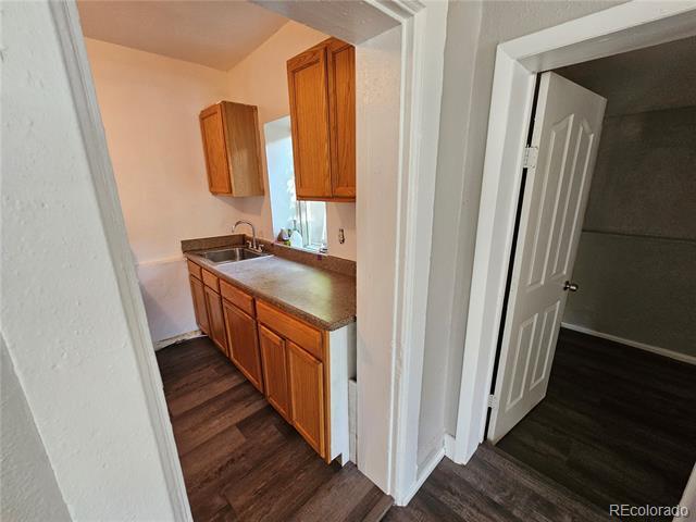 Photo - 738 W 4th Ave