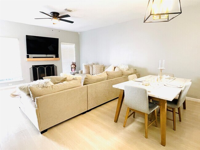 Photo - 7284 Regency Square Ct Unidad 7284