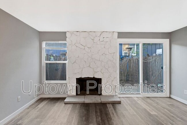 Building Photo - 19733 SW 68th Ave Rental