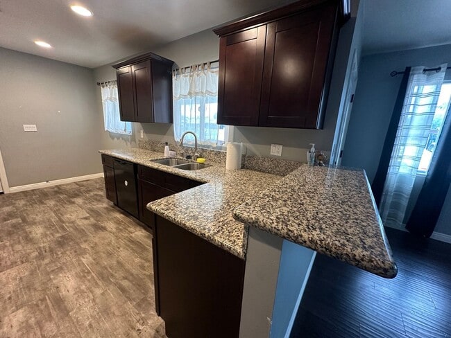 Photo - 1040 Canosa Ave