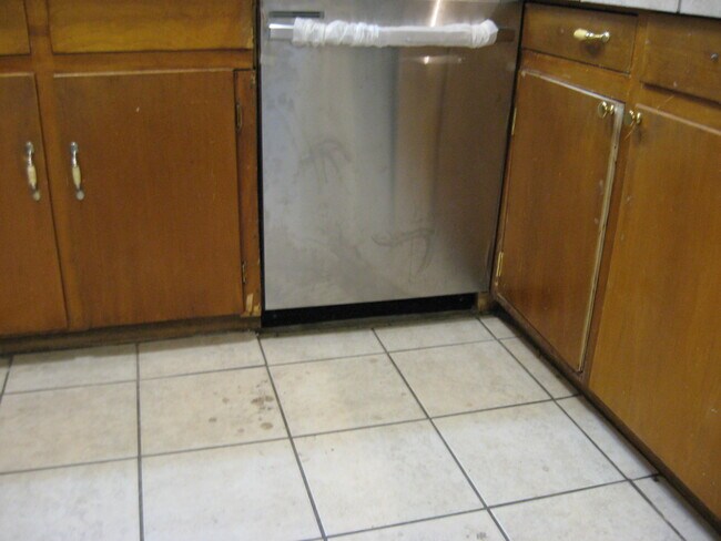 Photo - 1213 Park St