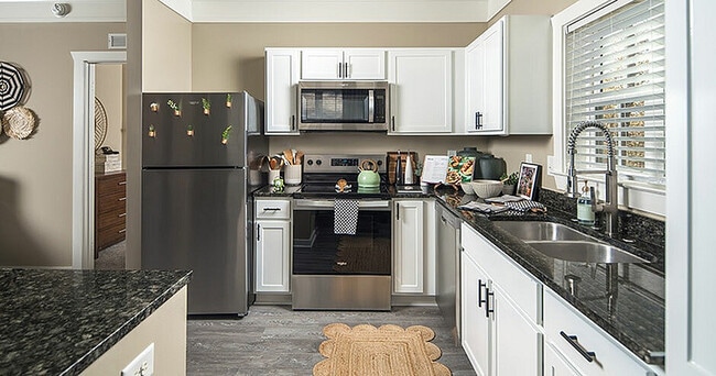 Model-Kitchen-02-Cottages-of-Boonee-Boone-NC-11
