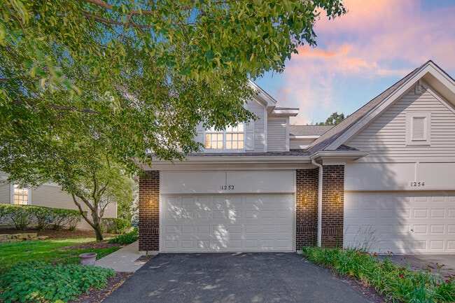 Photo - 1252 Townes Cir