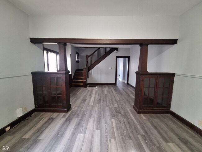 Photo - 334 Dequincy St