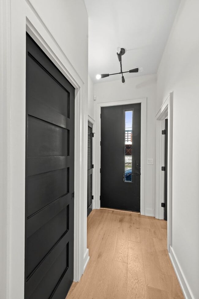Photo - Stunning 3BE/3.5BA brownstone in the heart of historic Germantown!