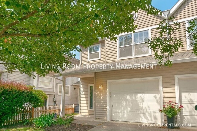 Building Photo - 3715 NE Grand Ave