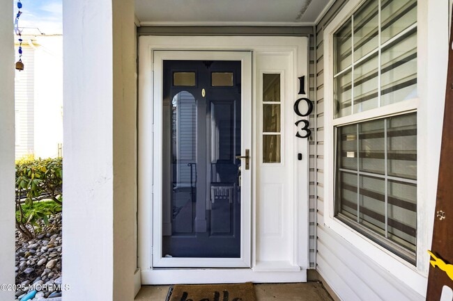 Photo - 103 Hyacinth Ln