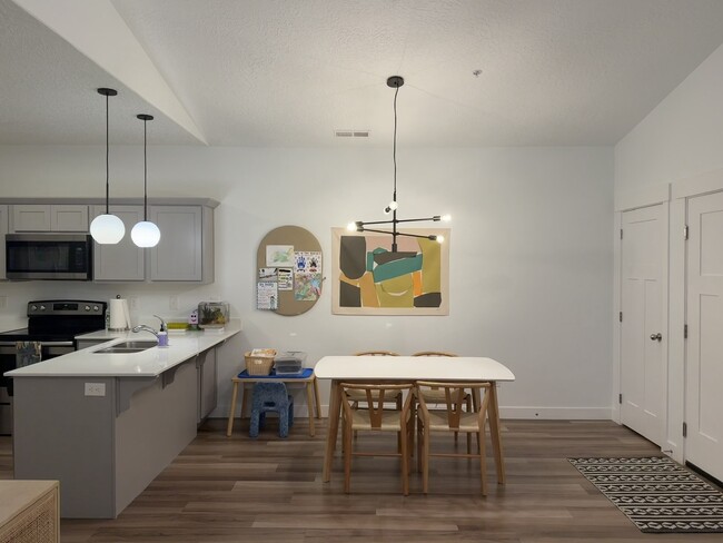 Photo - 349 W 750 N Unit 349