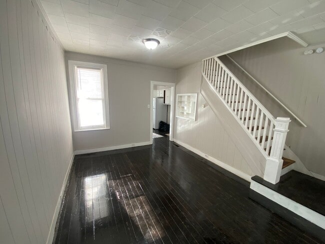 Photo - 4 Bedroom in York City