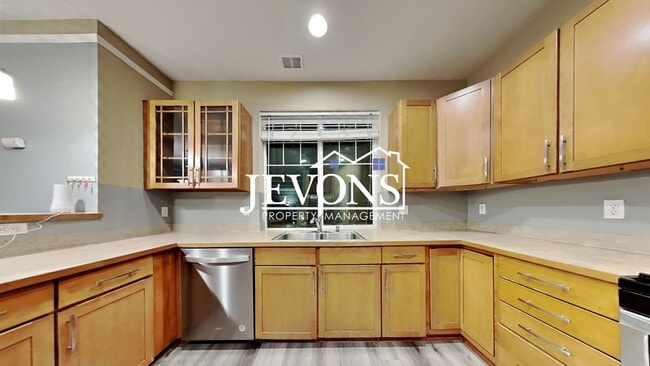 Photo - Experience this beautiful SeaTac single-family home with an equipped kitchen, high ceilings, near...