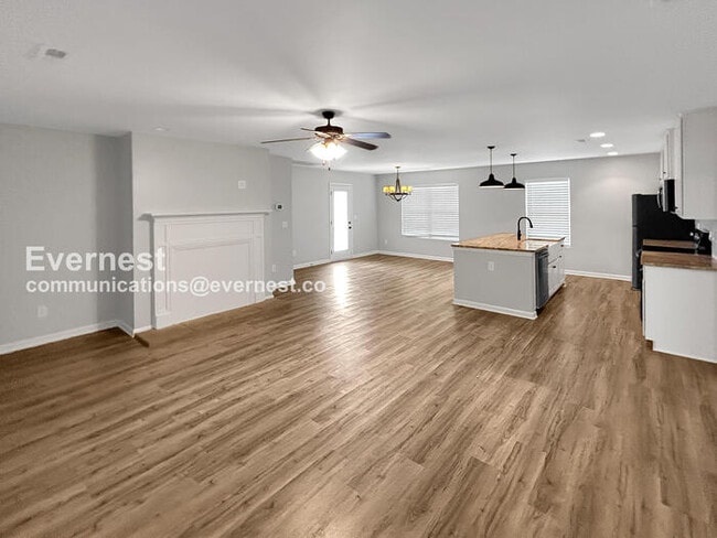 Photo - 322 Fenrose Dr