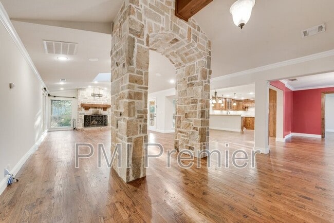 Photo - 14077 Brookridge Dr