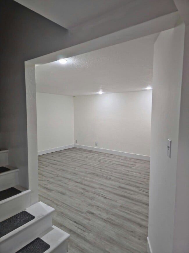 Photo - 3723 Kewanee Dr