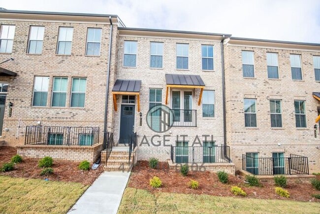 Building Photo - Elegant 4 Bedroom Townhome in Prime Location near HWY 285 in Doraville