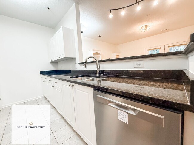 Photo - 203 McKenna Cir