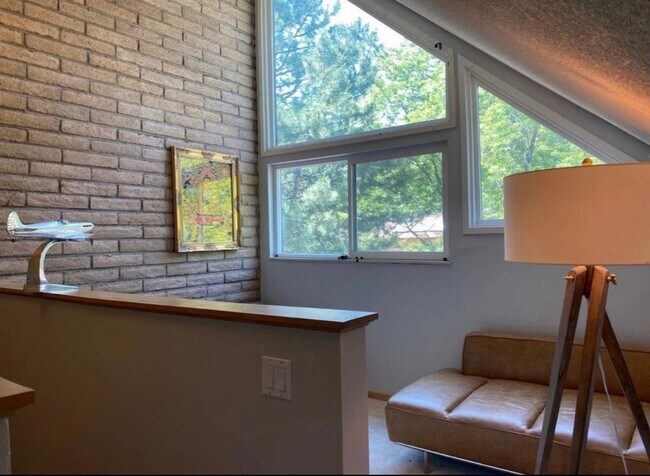 Photo - Prime Boulder Townhouse Near Pearl Street & Mt. Sanitas
