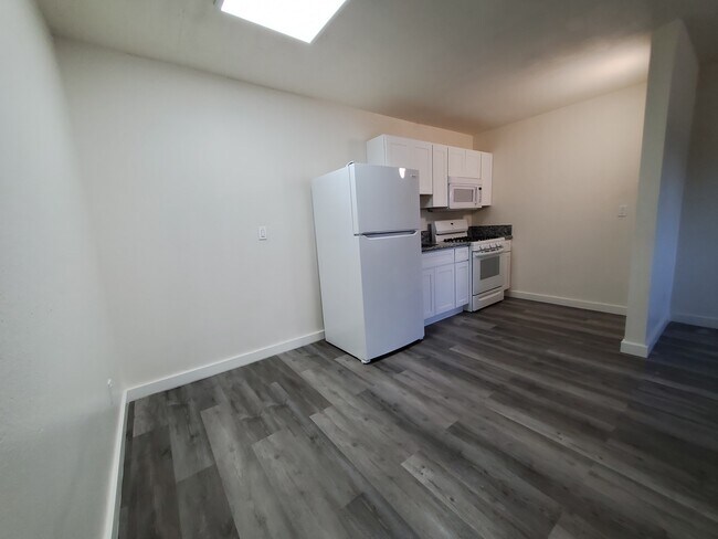 Photo - Ocotillo Apartments - Utilities Included