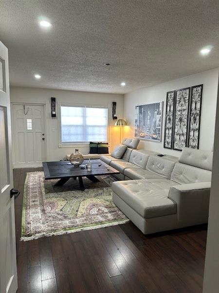 Photo - 917 NE 16th Ave Unidad 13