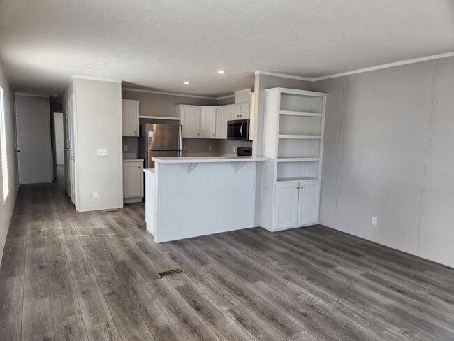 Photo - 85 W Arizona