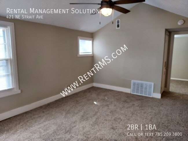 Photo - 421 NE Strait Ave