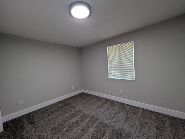 Photo - 95 Arbol Ave