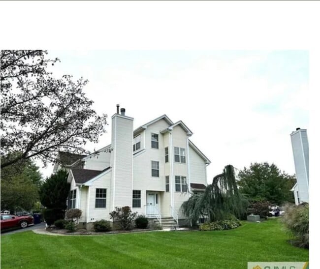 Photo - 124 Salem Rd Townhome