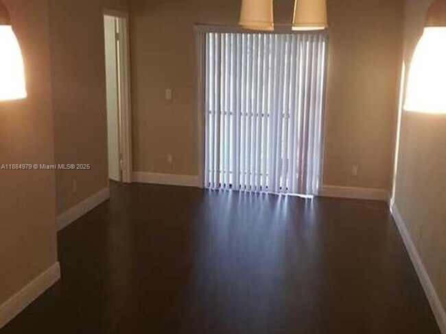 Photo - 10325 NW 11th St Unit 101