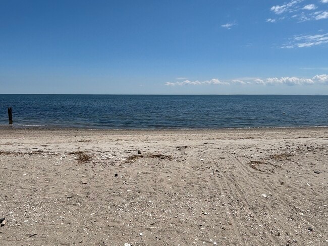 Photo - 51 E Broadway