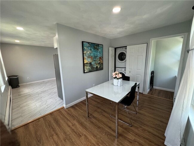 Photo - 68 Lincoln St St Unidad 2