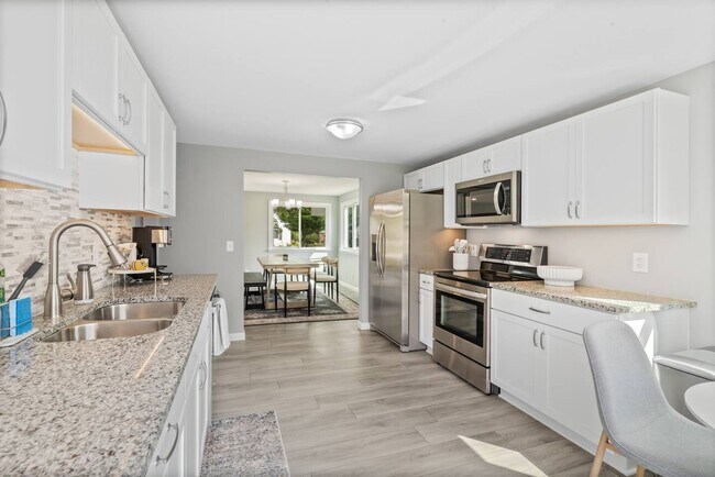 Photo - 1114 Meacham St