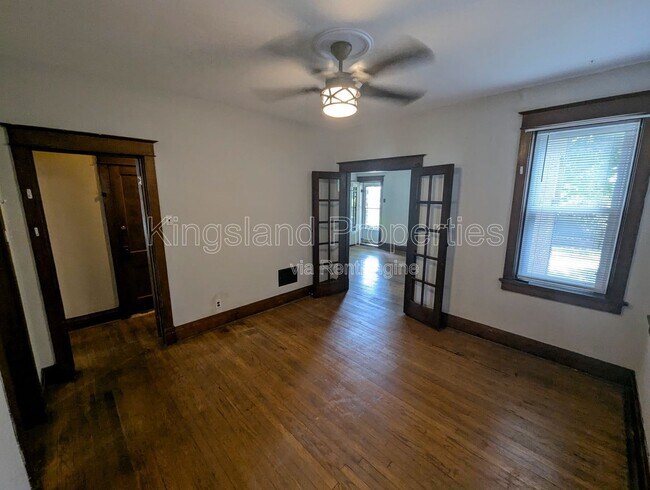 4725 Ray Ave Unit 1