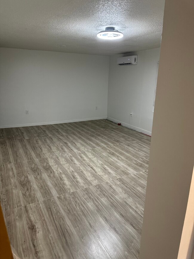 Living Room - 645 W 12th St Unit A