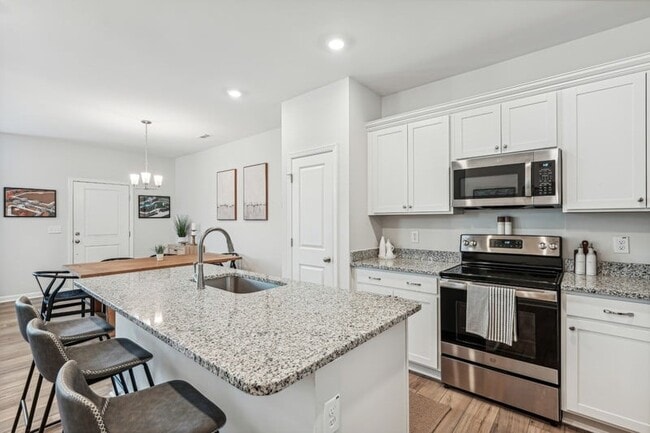 Photo - Hudson at Georgia's Landing