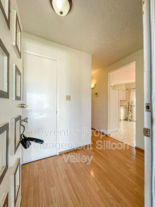 Photo - 34935 Peco St