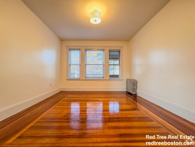 Building Photo - 567 Riverside Ave Unit 2 Rental