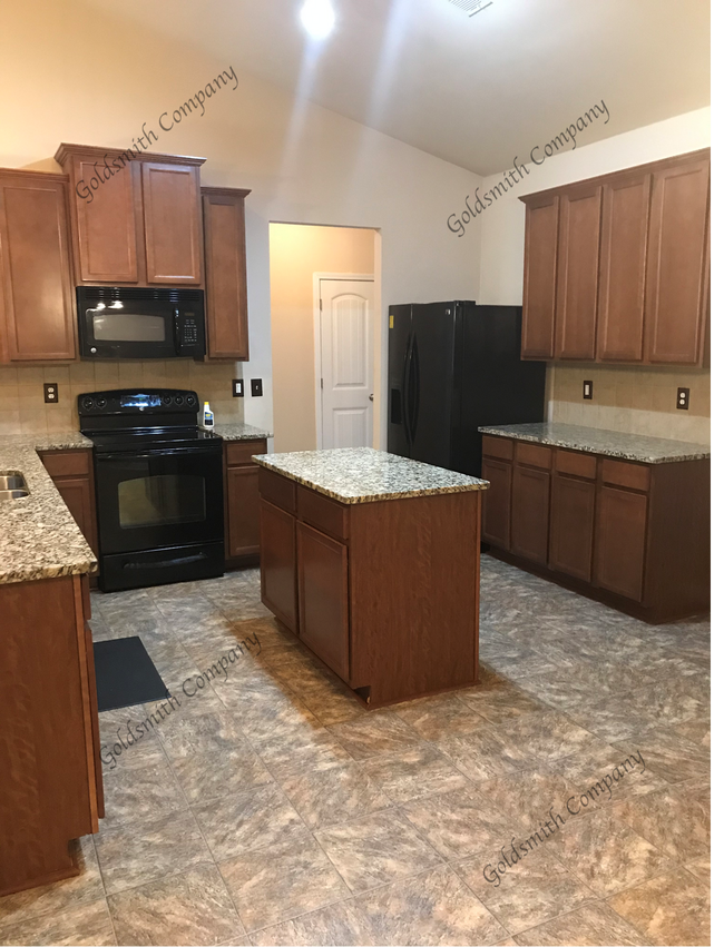 Photo - 128 Marehaven Court