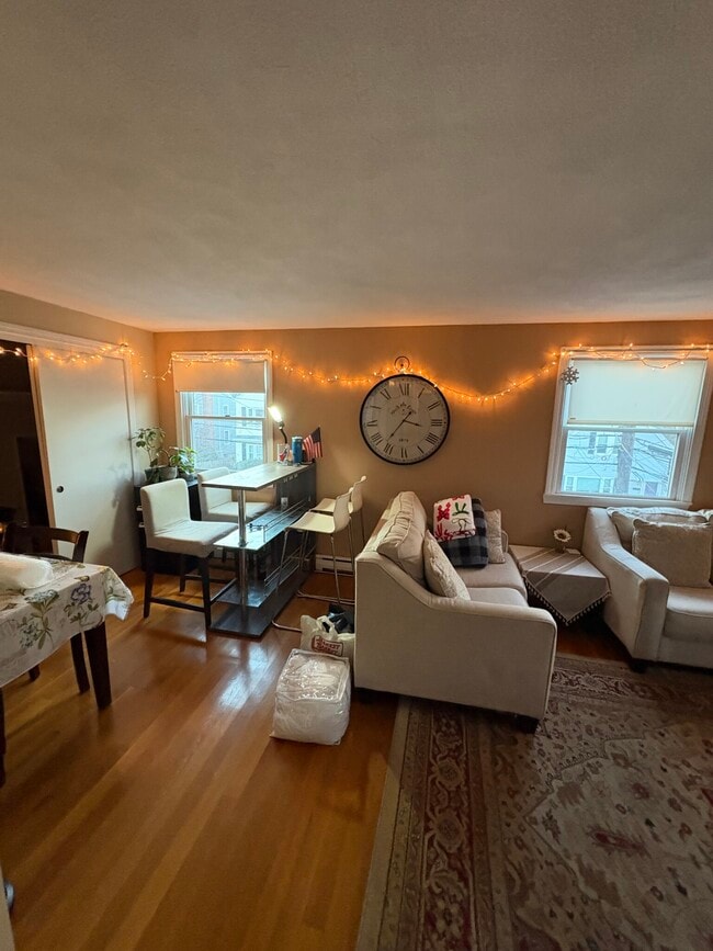 Building Photo - 92 Sylvia St Unit 2