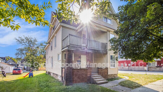 Building Photo - 1312 Hamilton Ave NW