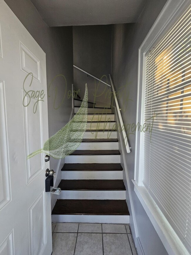Photo - 1309-1311 E 43rd St Unit 1309